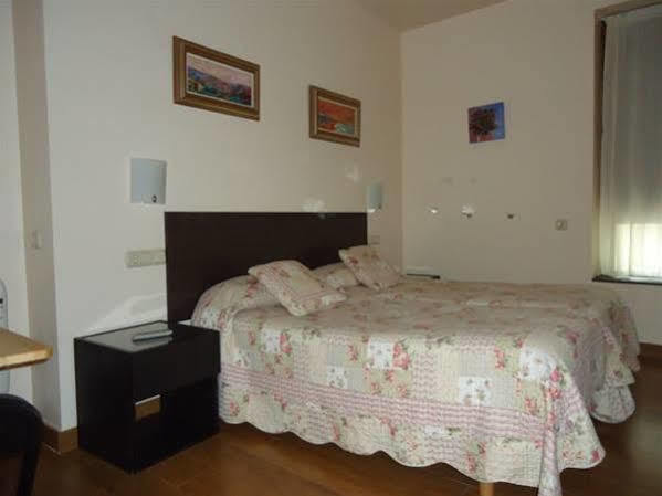 Pension Atxiki San Sebastián Exterior foto